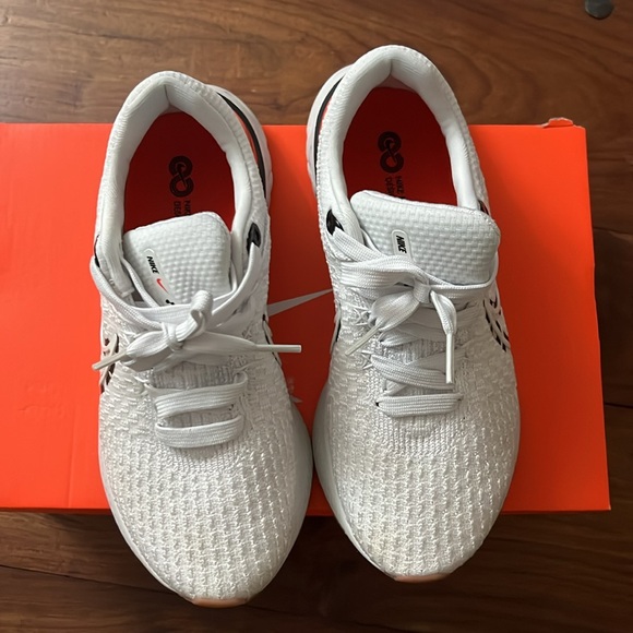 Nike Women’s React Infinity Run FK 3 - Picture 6 of 7